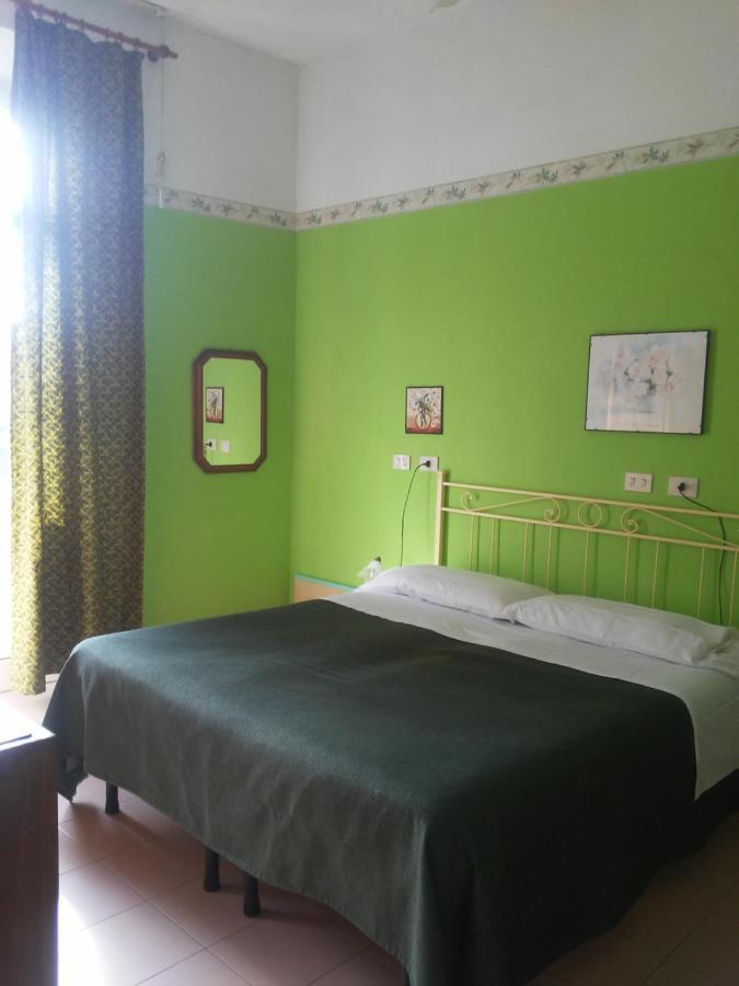 Hotel Villa Morgana Viareggio Buitenkant foto