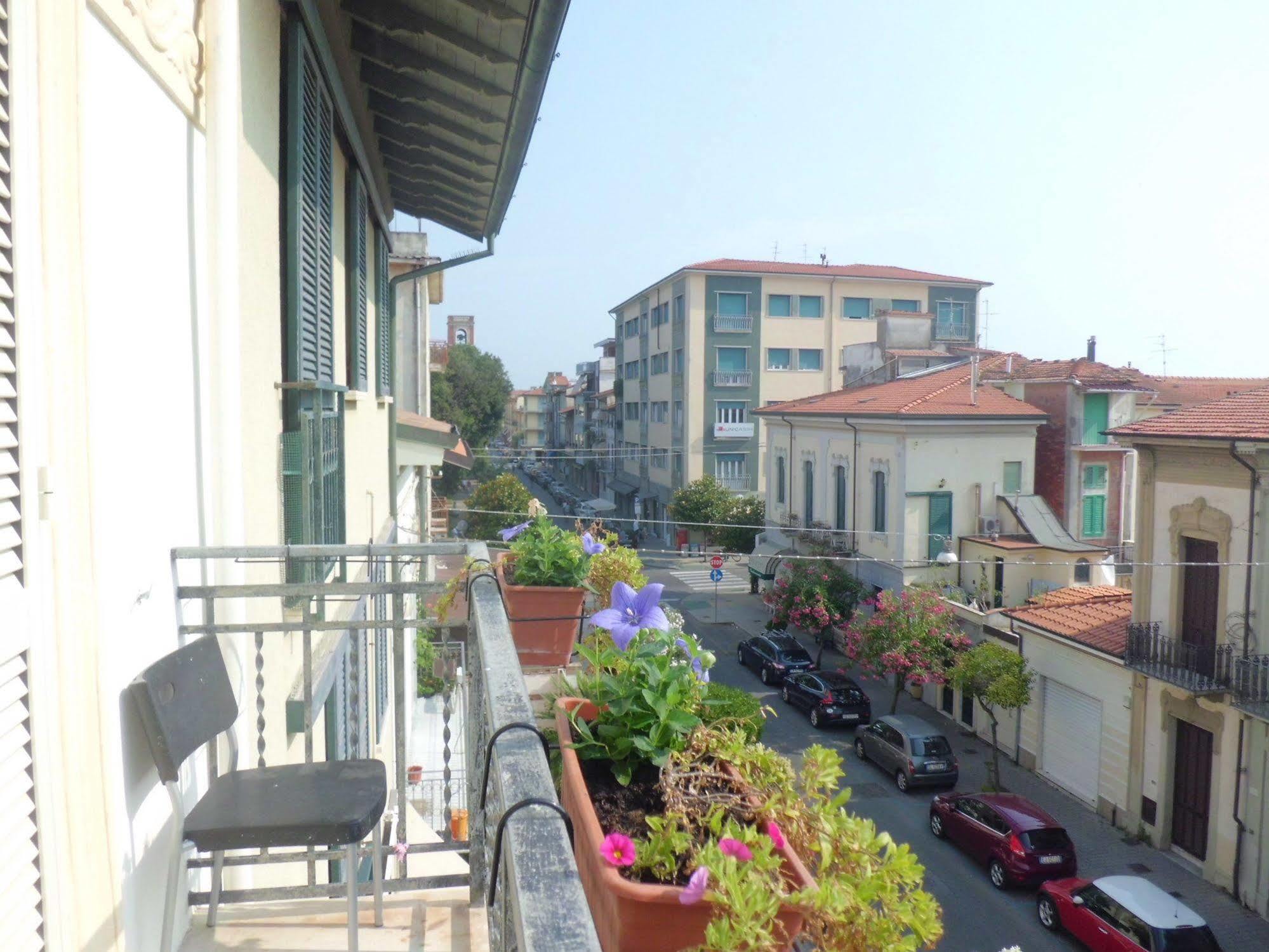 Hotel Villa Morgana Viareggio Buitenkant foto